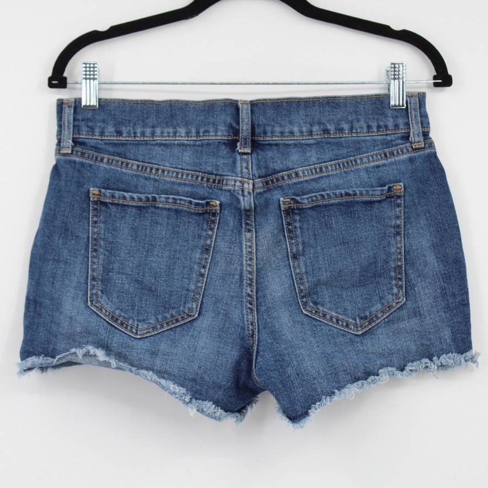 Old Navy Floral Embroidered Cut Off Boyfriend Shorts Jean Denim Size 6R - Picture 3 of 5